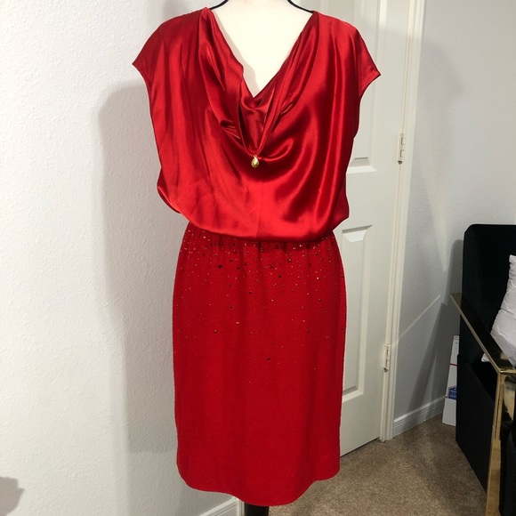 ST. JOHN Black Liquid Satin & Boucle Knit Dress - Picture 2 of 10